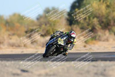 media/Dec-07-2024-CVMA (Sat) [[21c5f1ef85]]/Race 11-Amateur Supersport Open/